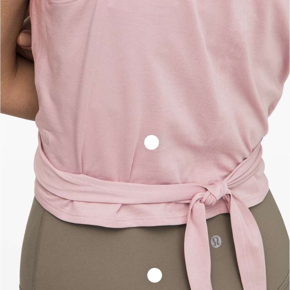 Lululemon time to restore tank - Picture 2 of 3